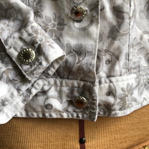 Lucy and Laurel Linen Crop Jacket White Grey - Picture 12 of 15